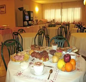 C-hotels International Hotell 3*