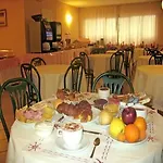 C-hotels International Hotel 3*
