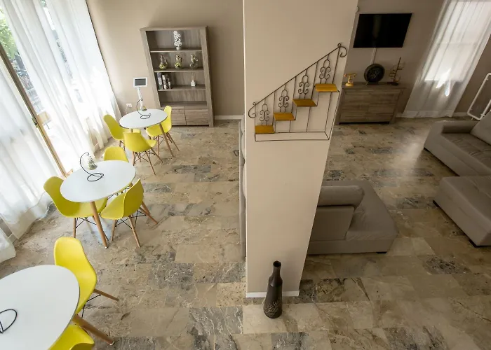 Hotel C-hotels International 3*